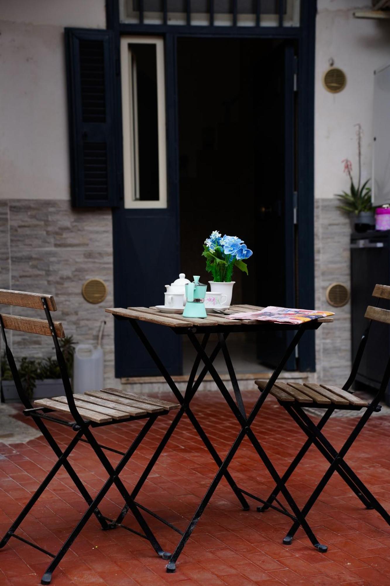 Casa Friends' House Napoli Apartment Ngoại thất bức ảnh
